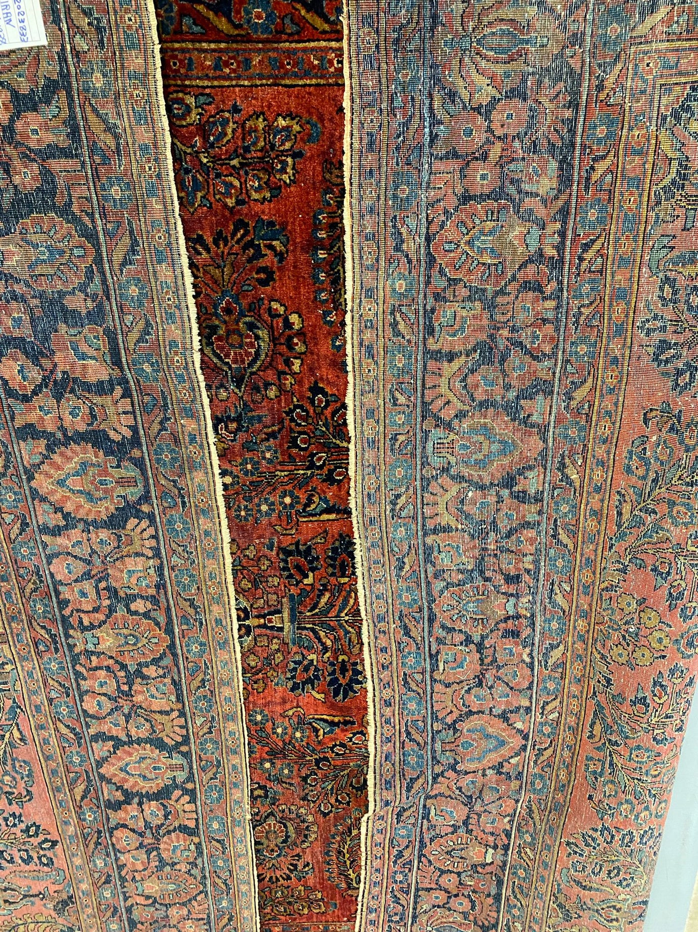 SAROUCK 238 X 345 CM